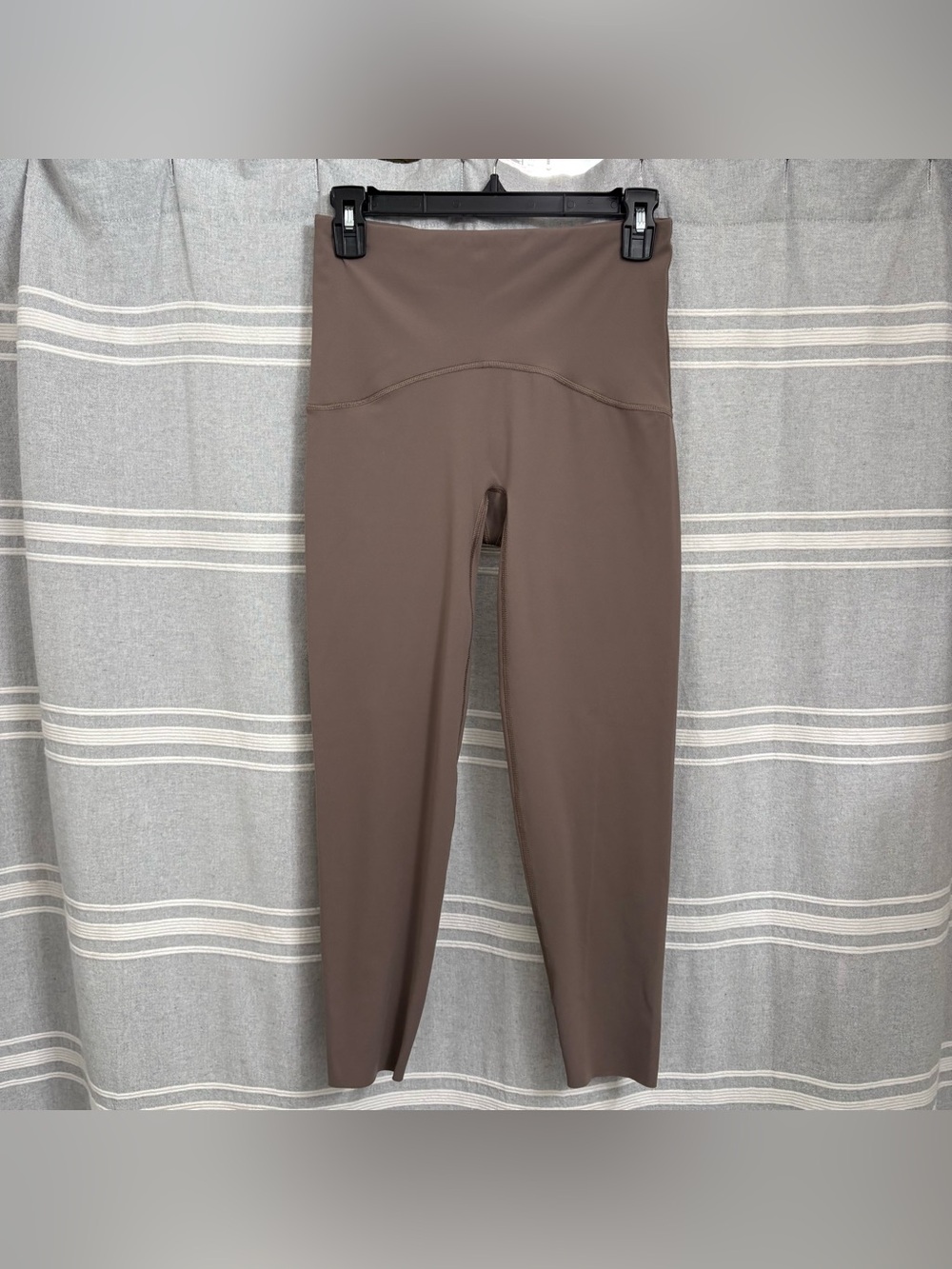 SPANX Booty Boost High Waist Leggings Size M - Picture 2 of 9